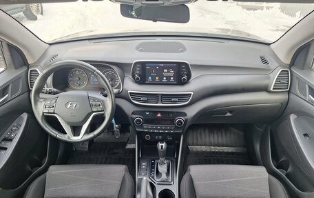 Hyundai Tucson III, 2018 год, 2 390 000 рублей, 9 фотография