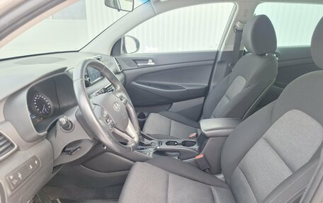 Hyundai Tucson III, 2018 год, 2 390 000 рублей, 19 фотография