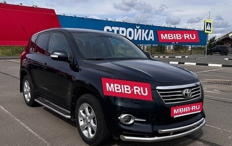 Toyota RAV4, 2011 год, 1 650 000 рублей, 2 фотография
