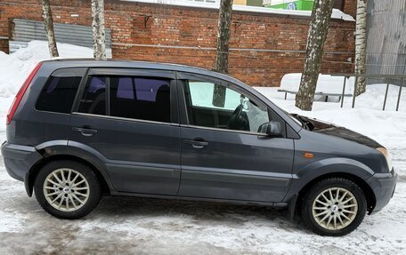 Ford Fusion I, 2006 год, 260 000 рублей, 3 фотография