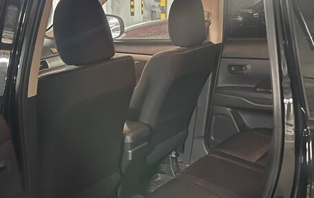 Mitsubishi Outlander III рестайлинг 3, 2012 год, 1 500 000 рублей, 8 фотография