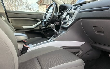 Ford Kuga III, 2011 год, 965 000 рублей, 11 фотография