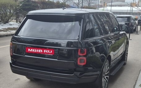 Land Rover Range Rover IV рестайлинг, 2015 год, 4 450 000 рублей, 3 фотография