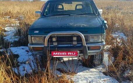 Nissan Terrano II рестайлинг, 1990 год, 450 000 рублей, 4 фотография
