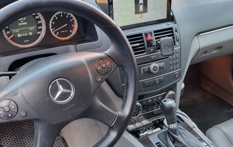 Mercedes-Benz C-Класс, 2007 год, 750 000 рублей, 11 фотография