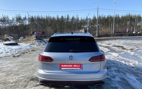 Volkswagen Touareg III, 2018 год, 5 500 000 рублей, 6 фотография