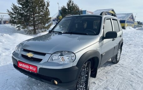 Chevrolet Niva I рестайлинг, 2015 год, 690 000 рублей, 1 фотография