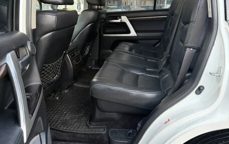 Toyota Land Cruiser 200, 2016 год, 4 250 000 рублей, 5 фотография