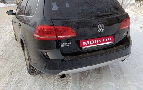 Volkswagen Passat B7, 2012 год, 2 000 000 рублей, 3 фотография