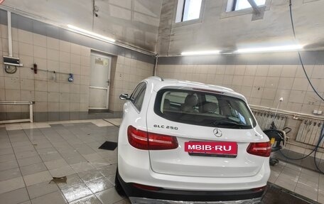 Mercedes-Benz GLC, 2015 год, 2 700 000 рублей, 10 фотография