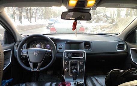 Volvo S60 III, 2011 год, 800 000 рублей, 5 фотография