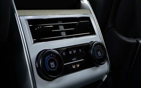 Land Rover Range Rover IV рестайлинг, 2024 год, 30 577 076 рублей, 12 фотография