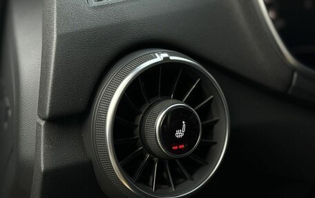 Audi TT, 2015 год, 2 990 000 рублей, 28 фотография