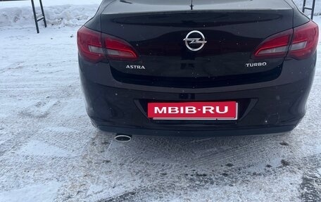 Opel Astra J, 2014 год, 730 000 рублей, 2 фотография