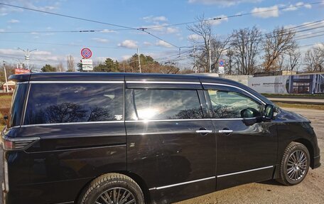 Nissan Elgrand III, 2020 год, 3 600 000 рублей, 2 фотография