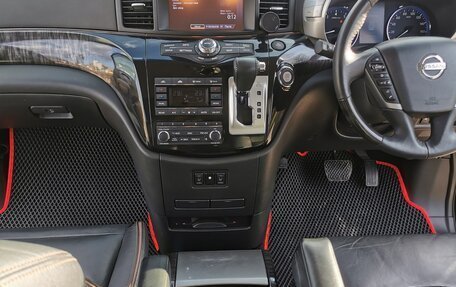 Nissan Elgrand III, 2020 год, 3 600 000 рублей, 10 фотография