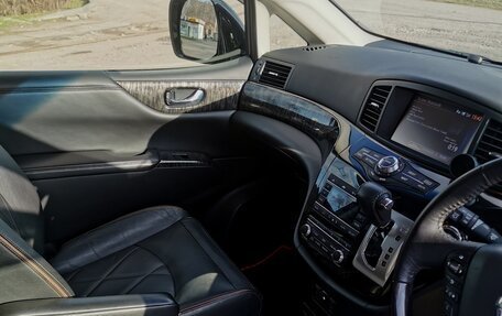 Nissan Elgrand III, 2020 год, 3 600 000 рублей, 12 фотография