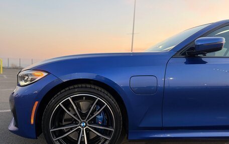 BMW 3 серия, 2021 год, 3 300 000 рублей, 3 фотография