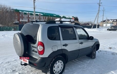 Chevrolet Niva I рестайлинг, 2015 год, 690 000 рублей, 13 фотография