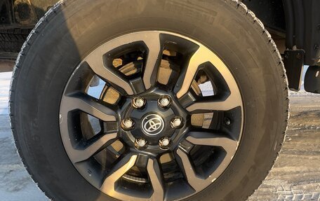 Toyota Hilux VIII, 2021 год, 4 100 000 рублей, 8 фотография