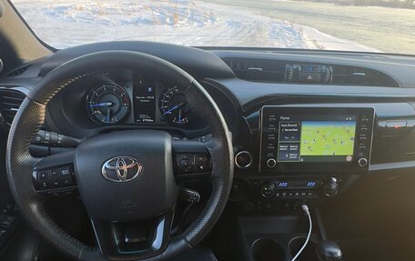 Toyota Hilux VIII, 2021 год, 4 100 000 рублей, 12 фотография