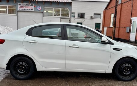 KIA Rio III рестайлинг, 2012 год, 800 000 рублей, 5 фотография