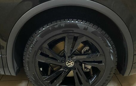 Volkswagen Tiguan II, 2021 год, 4 300 000 рублей, 4 фотография