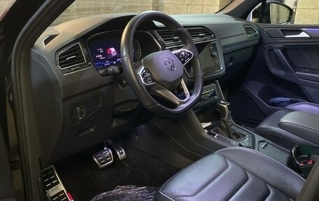 Volkswagen Tiguan II, 2021 год, 4 300 000 рублей, 5 фотография