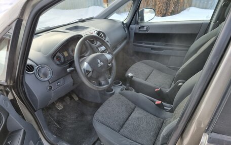 Mitsubishi Colt VI рестайлинг, 2009 год, 255 000 рублей, 11 фотография