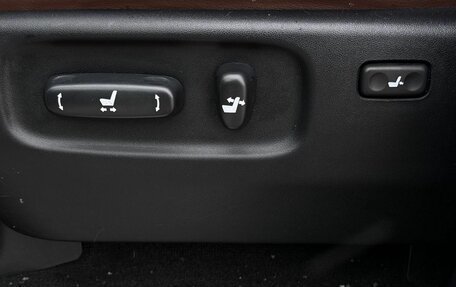 Toyota Land Cruiser 200, 2020 год, 8 690 000 рублей, 28 фотография