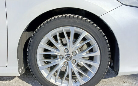 Toyota Camry, 2019 год, 3 100 000 рублей, 22 фотография