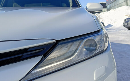 Toyota Camry, 2019 год, 3 100 000 рублей, 21 фотография