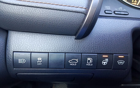 Toyota Camry, 2019 год, 3 100 000 рублей, 24 фотография