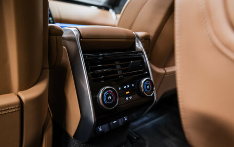 Land Rover Range Rover IV рестайлинг, 2025 год, 26 800 000 рублей, 27 фотография