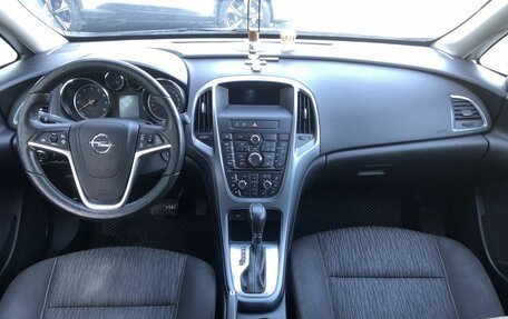 Opel Astra J, 2013 год, 1 105 000 рублей, 10 фотография