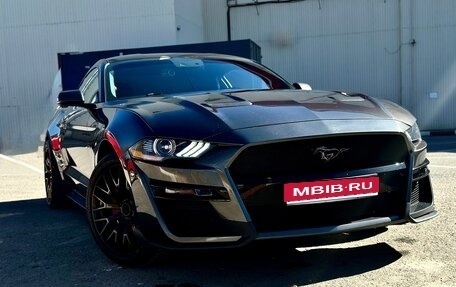 Ford Mustang VI рестайлинг, 2019 год, 3 550 000 рублей, 1 фотография