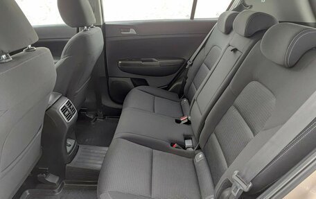 KIA Sportage IV рестайлинг, 2018 год, 1 999 800 рублей, 15 фотография