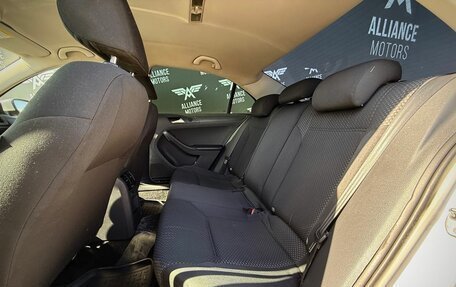 Volkswagen Jetta VI, 2014 год, 929 000 рублей, 12 фотография