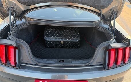 Ford Mustang VI рестайлинг, 2019 год, 3 550 000 рублей, 13 фотография