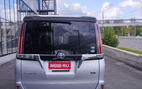 Toyota Esquire I, 2018 год, 2 900 000 рублей, 7 фотография