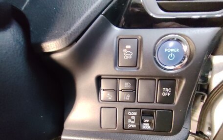 Toyota Esquire I, 2018 год, 2 900 000 рублей, 16 фотография