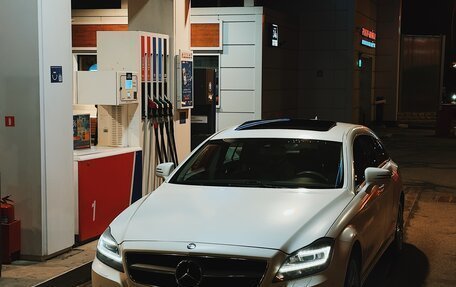 Mercedes-Benz CLS, 2013 год, 2 800 000 рублей, 4 фотография