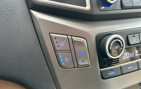 Hyundai H-1 II рестайлинг, 2019 год, 3 270 000 рублей, 16 фотография