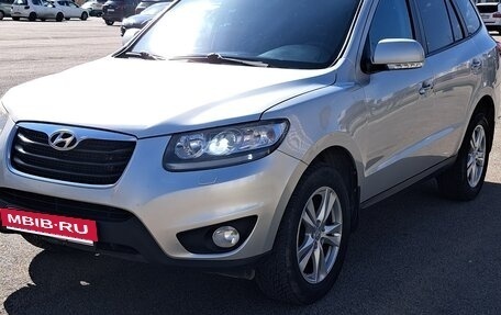 Hyundai Santa Fe III рестайлинг, 2011 год, 1 350 000 рублей, 2 фотография