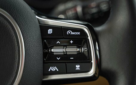 KIA Carnival, 2021 год, 3 250 000 рублей, 18 фотография