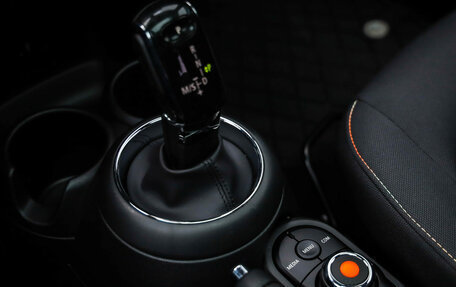 MINI Hatch, 2019 год, 2 499 000 рублей, 21 фотография