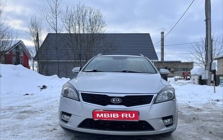 KIA cee'd I рестайлинг, 2012 год, 920 000 рублей, 1 фотография