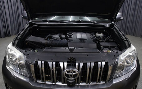 Toyota Land Cruiser Prado 150 рестайлинг 2, 2010 год, 2 898 000 рублей, 9 фотография