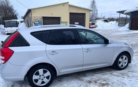KIA cee'd I рестайлинг, 2012 год, 920 000 рублей, 7 фотография