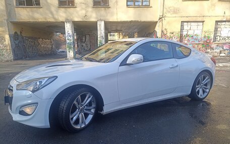 Hyundai Genesis Coupe I рестайлинг, 2013 год, 1 750 000 рублей, 3 фотография